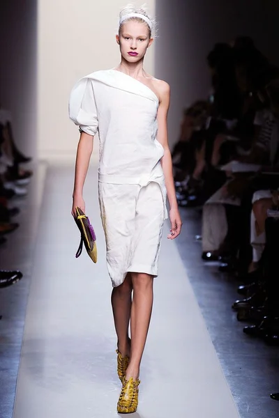 Look 26